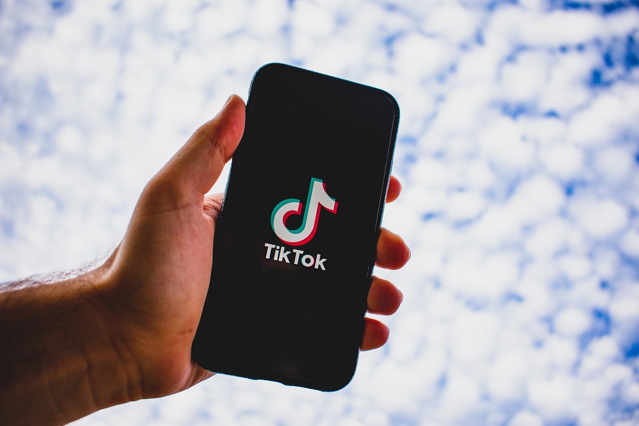 国际版tiktok怎么下载和注册，tiktok最新下载和注册教程-教程导航