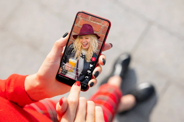 TikTok 视频吸引力提升秘籍：独特类型与创作思路-教程导航